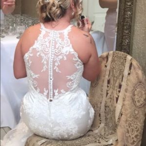 Wedding dress